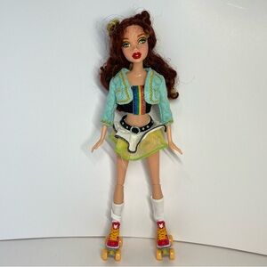 2006 Vintage My Scene Chelsea Roller Girls Barbie Doll Rollerskating Outfit y2k